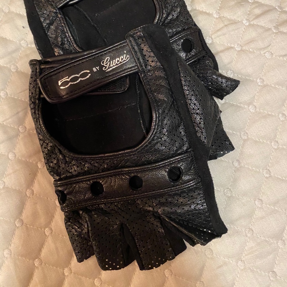Gucci Fiat 500 gloves